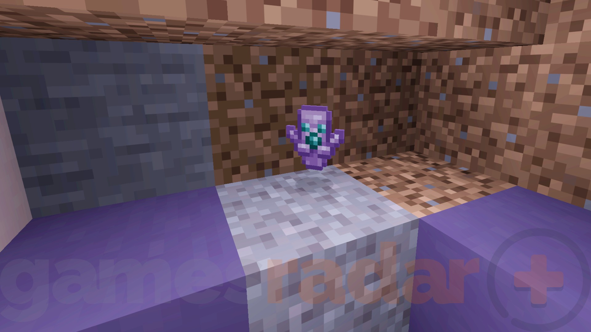 A Chorus Totem, a new item added to Minecraft with the Artifacts mod.