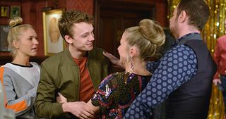 The karaoke night doesn't get off to a good start when Ben and Abi cause a scene, but it improves when, to Linda's delight, Johnny makes a surprise return…