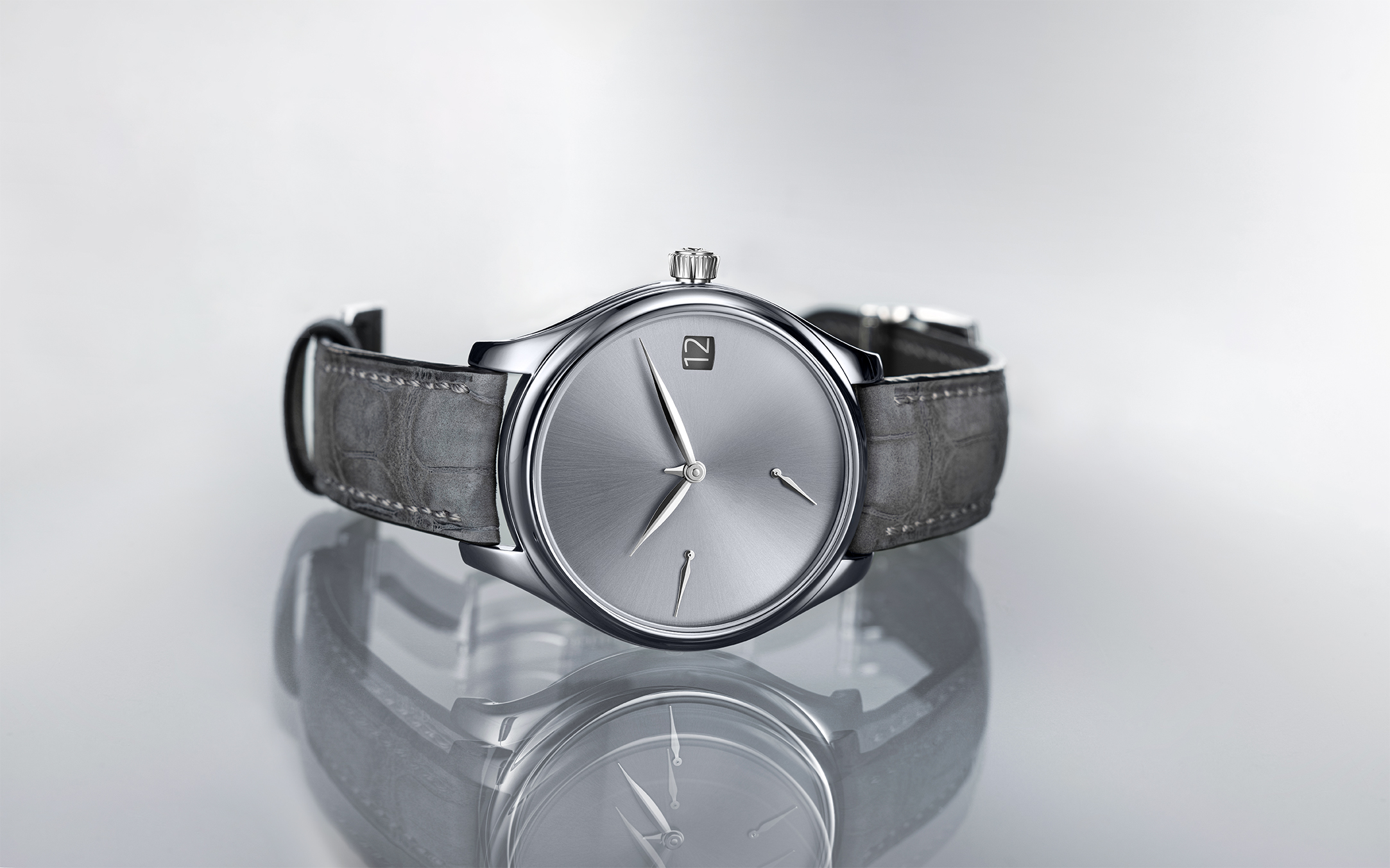 H. Moser &amp;amp; Cie Endeavour Perpetual Calendar