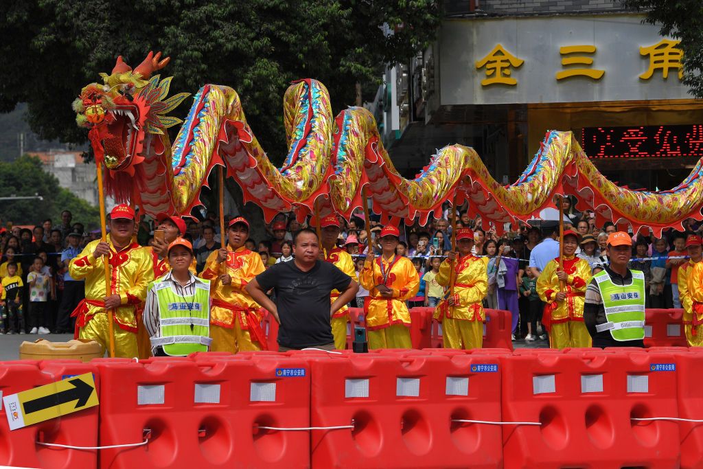 Some fans on stage 4