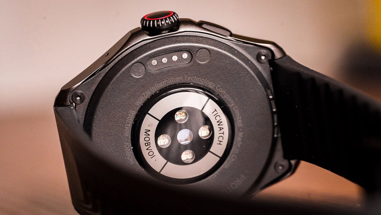 Mobvoi TicWatch Pro 5 Enduro review