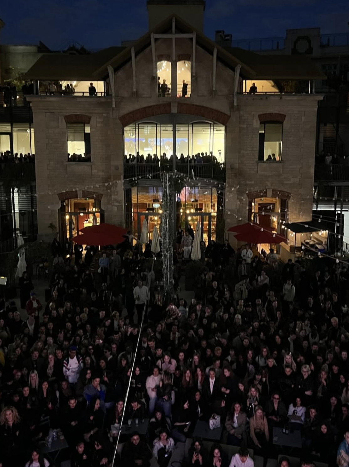 La Watch Party Paris Fashion Week