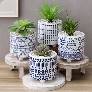 Blue and white patterned ceramic planter set
