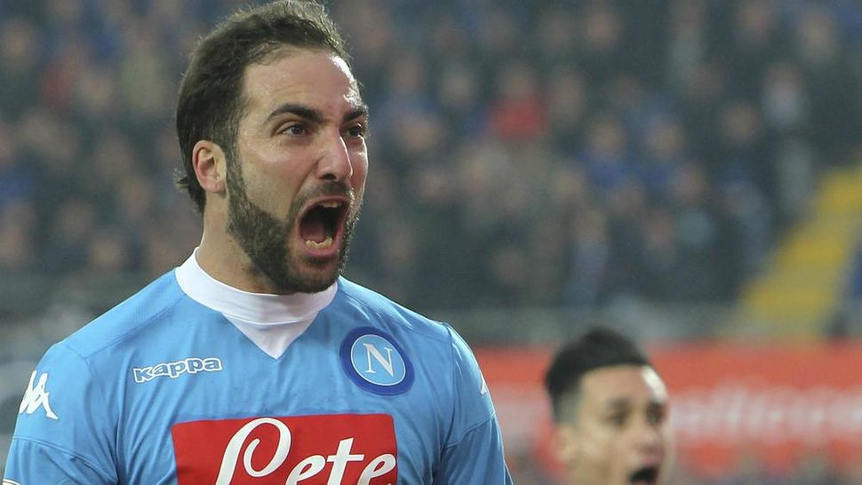 Napoli won't sell Higuain to us - Bayern CEO | FourFourTwo