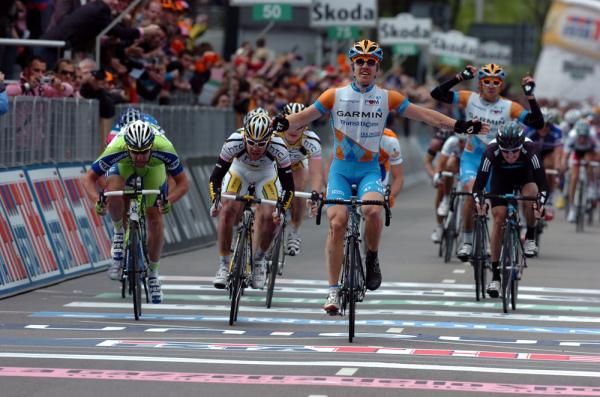 Tyler Farrar (Garmin-Transitions) wins the second Grand Tour stage of his career