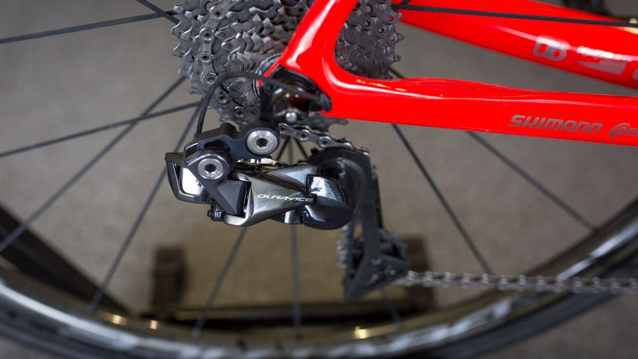 FDJ's bikes are equipped with ful Shimano Dura-Ace R9150 groupsets