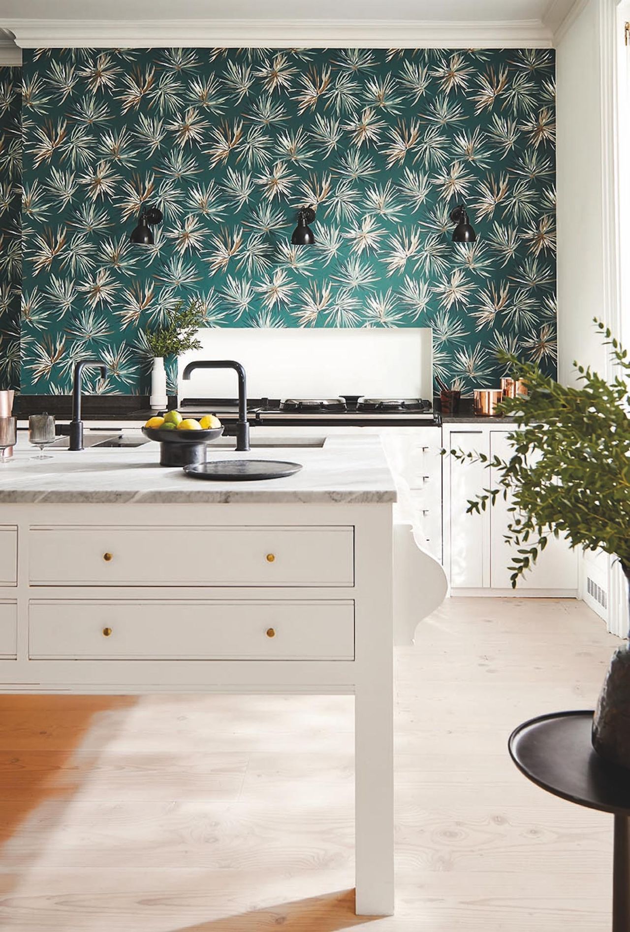 Country kitchen wallpaper: 25 ideas for charm and character | Homes and ...