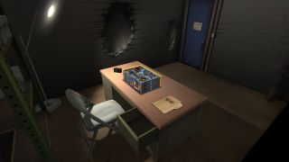 Ein Raum mit einem Stuhl und einem Schreibtisch auf dem eine Bombe und eine Akte liegen