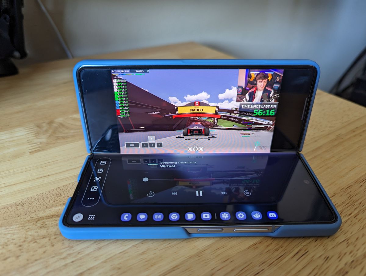 Twitch put into tabletop mode (with flex mode panel)