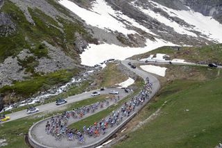 The peloton on stage two of the 2014 Tour de Suisse