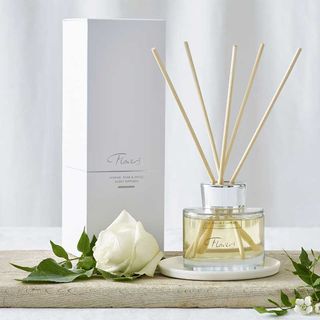 White Company Flowers diffuser