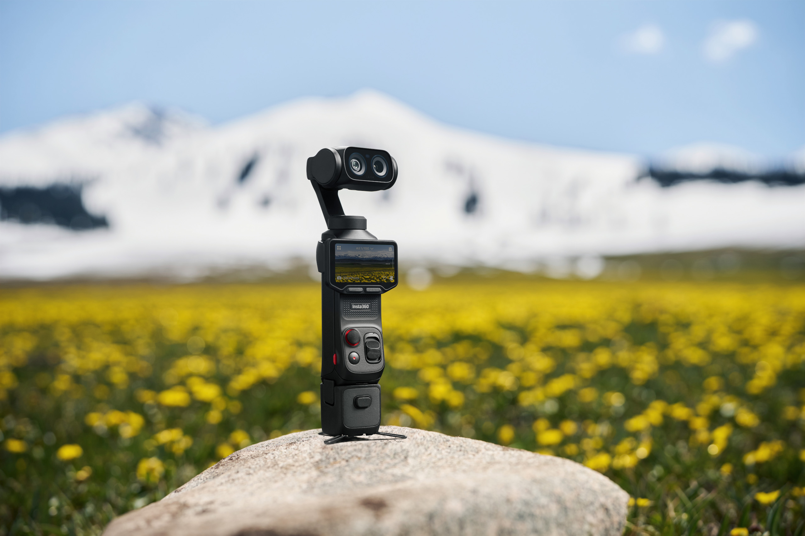 Insta360 Luna Ultra action camera