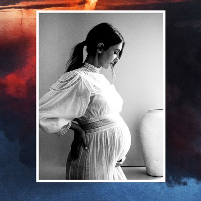 Táche milk founder Roxana Saidi posing for a maternity photo shoot