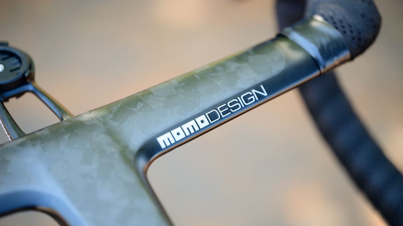 Cannondale SuperSix Evo 4 momo designed handlebars