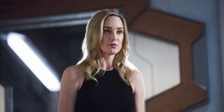 legends of tomorrow season 5 caity lotz sara the cw