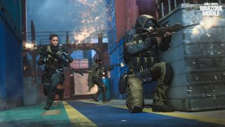 Call of Duty: Warzone Mobile Verdansk action.