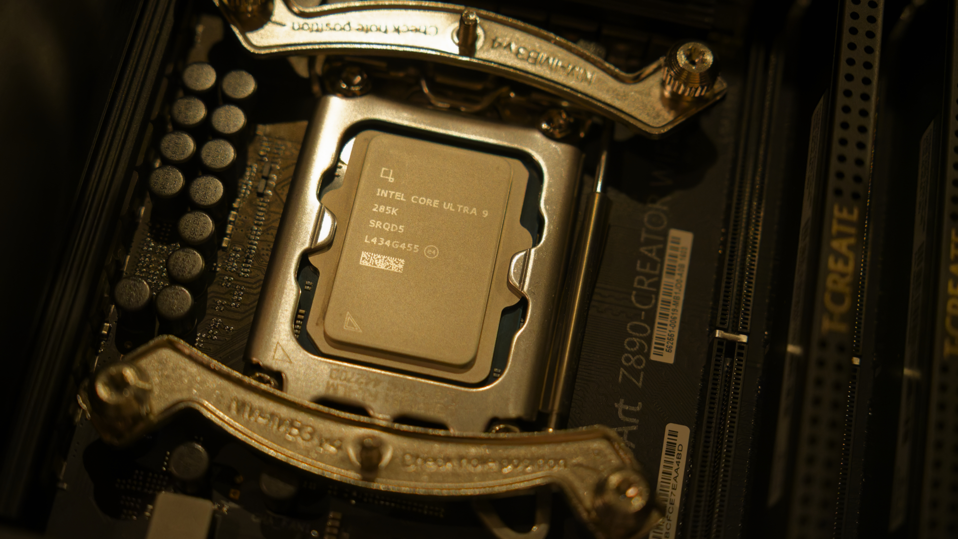 Antec Flux Pro Noctua-Edition