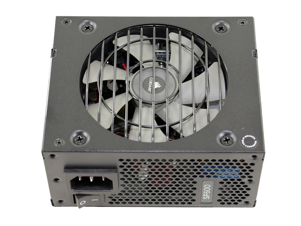 Corsair SF600 PSU: Unboxing Photos