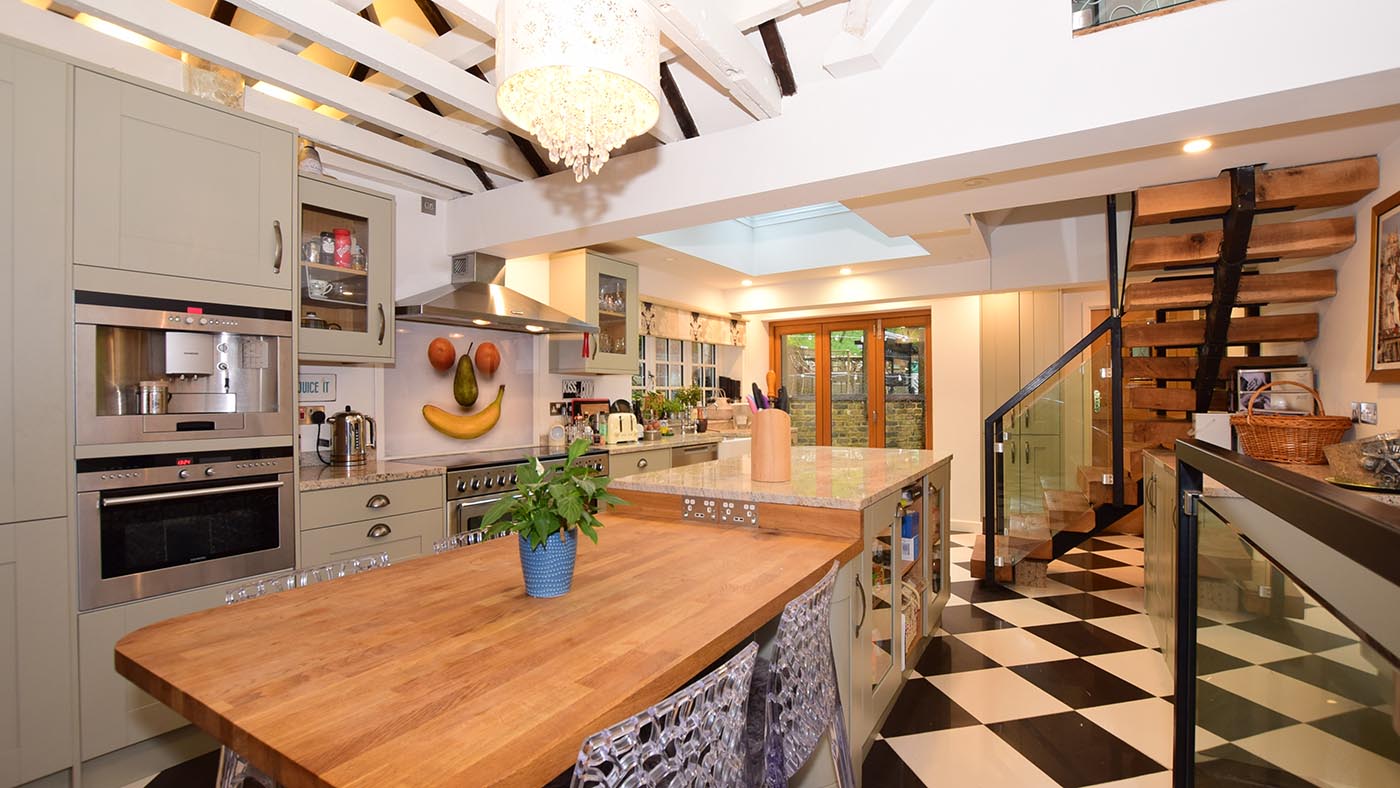 16000cwn - new kitchen for diamond farm, cox hill