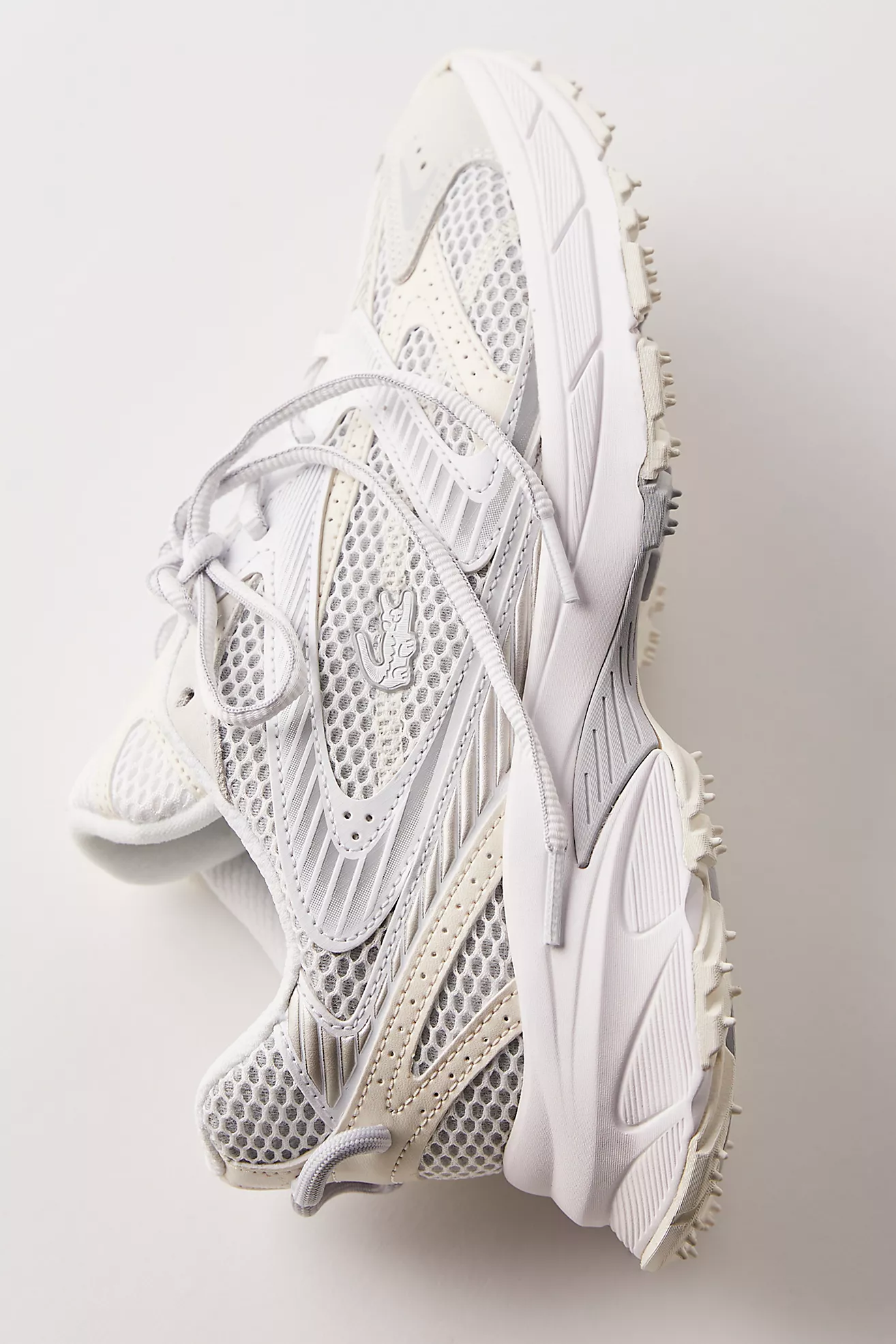 Lacoste L003 Neo Shot Sneakers