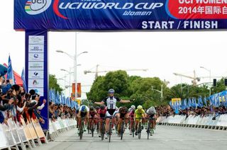 Kirsten Wild (Giant-Shimano) wins the Chongming Island World Cup