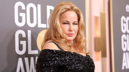 Jennifer Coolidge at the 2023 Golden Globes