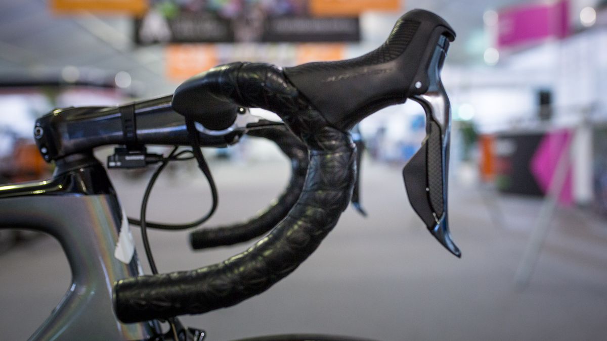 Supacaz handlebar tape adorns the drops of the handlebars, but Sagan keeps the tops of the bars unwrapped