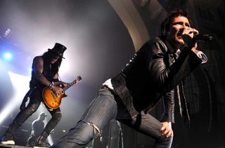 Slash and Scott Weiland onstage