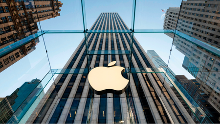 The Apple Store on Fifth Avenue in New York 