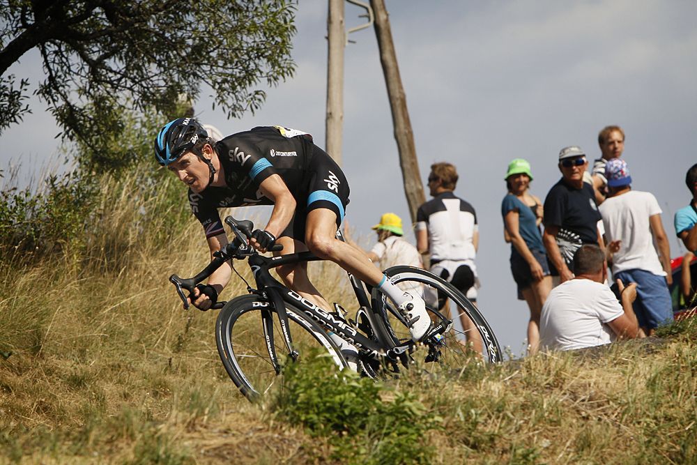 Geraint Thomas (Team Sky) descending