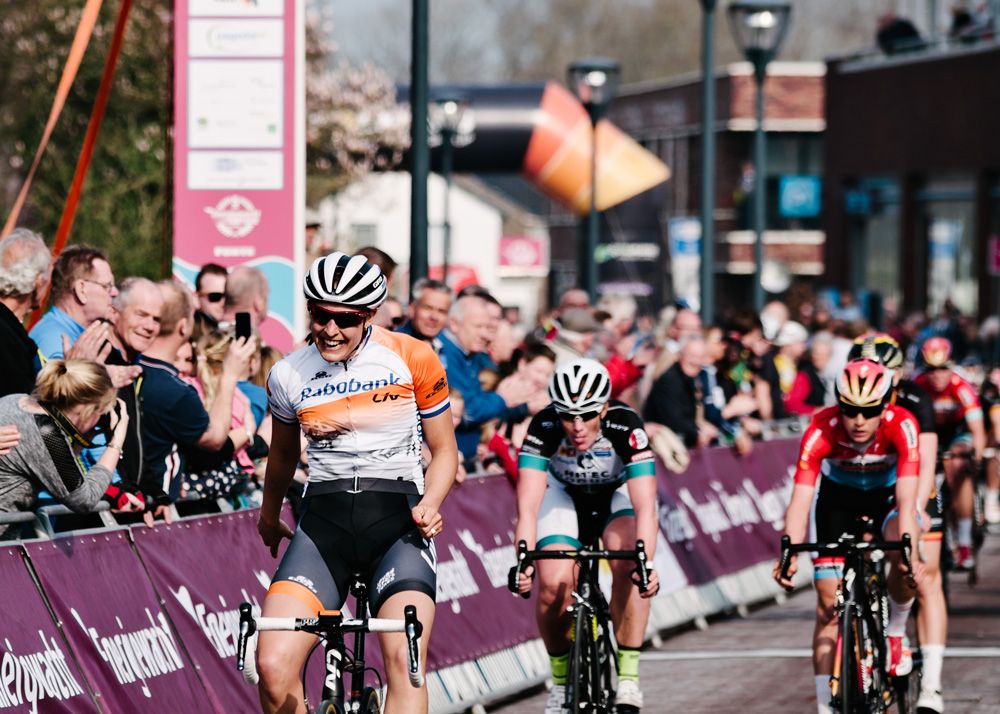 Lucinda Brand (Rabo-Liv) wins the stage