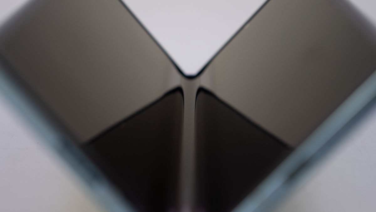 Vivo X Fold display