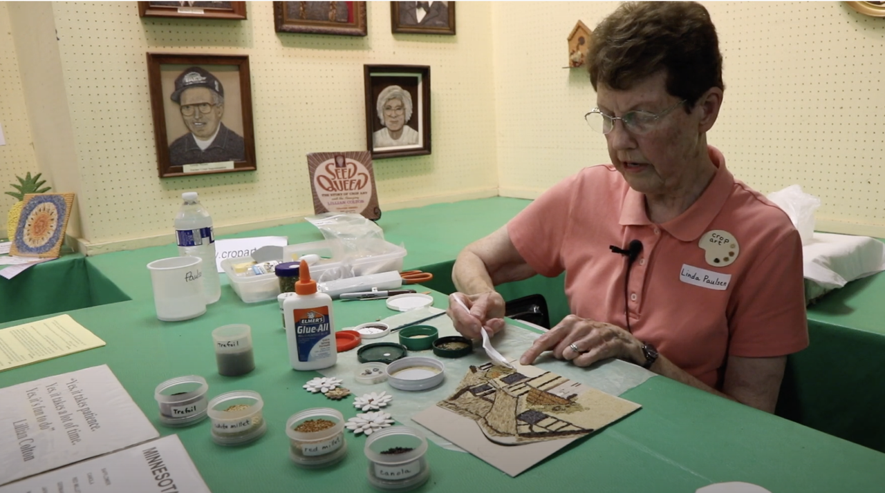 Linda Paulsen demonstrates how to make crop art.