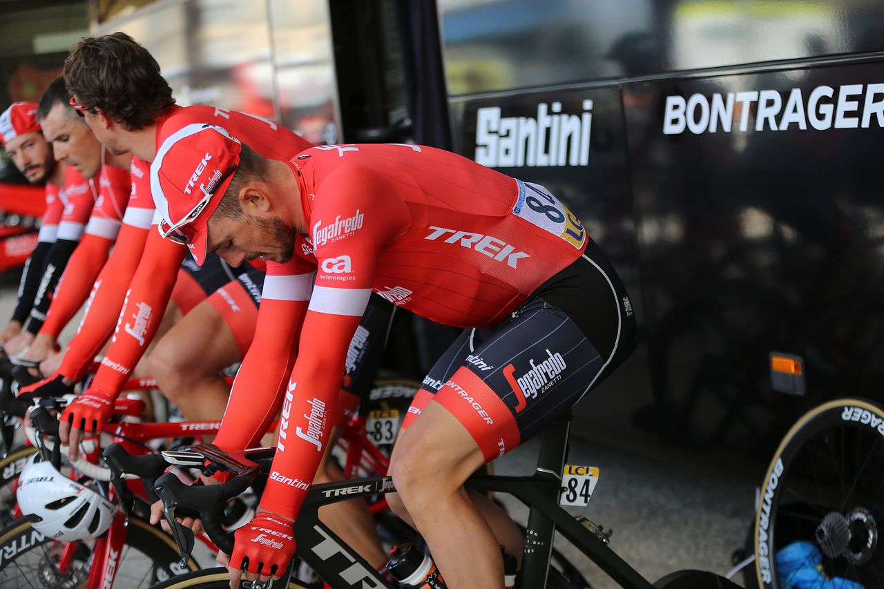 Trek-Segafredo warm up on trainers before stage 5 of Paris-Nice