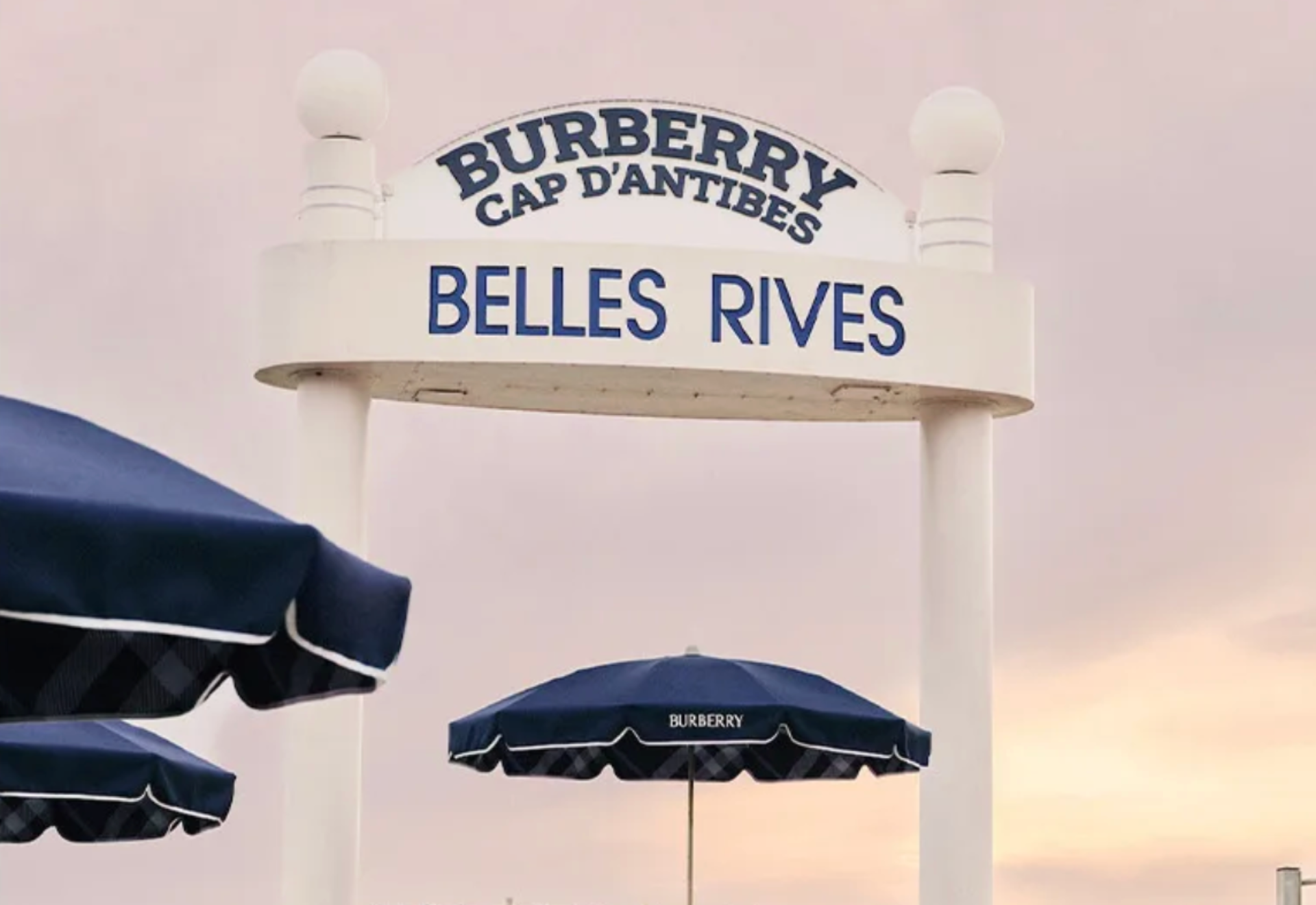 Burberry x H&amp;ocirc;tel Belles Rives, Antibes