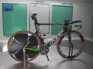 1t4i riders will compete on fetching black-and-neon green Felt machines for 2012.