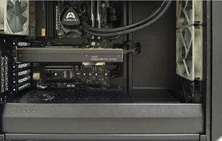 Armari Magnetar MC16R7 main image