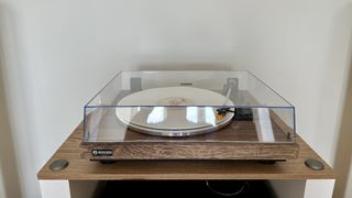 The Rekkord Audio F300 turntables.