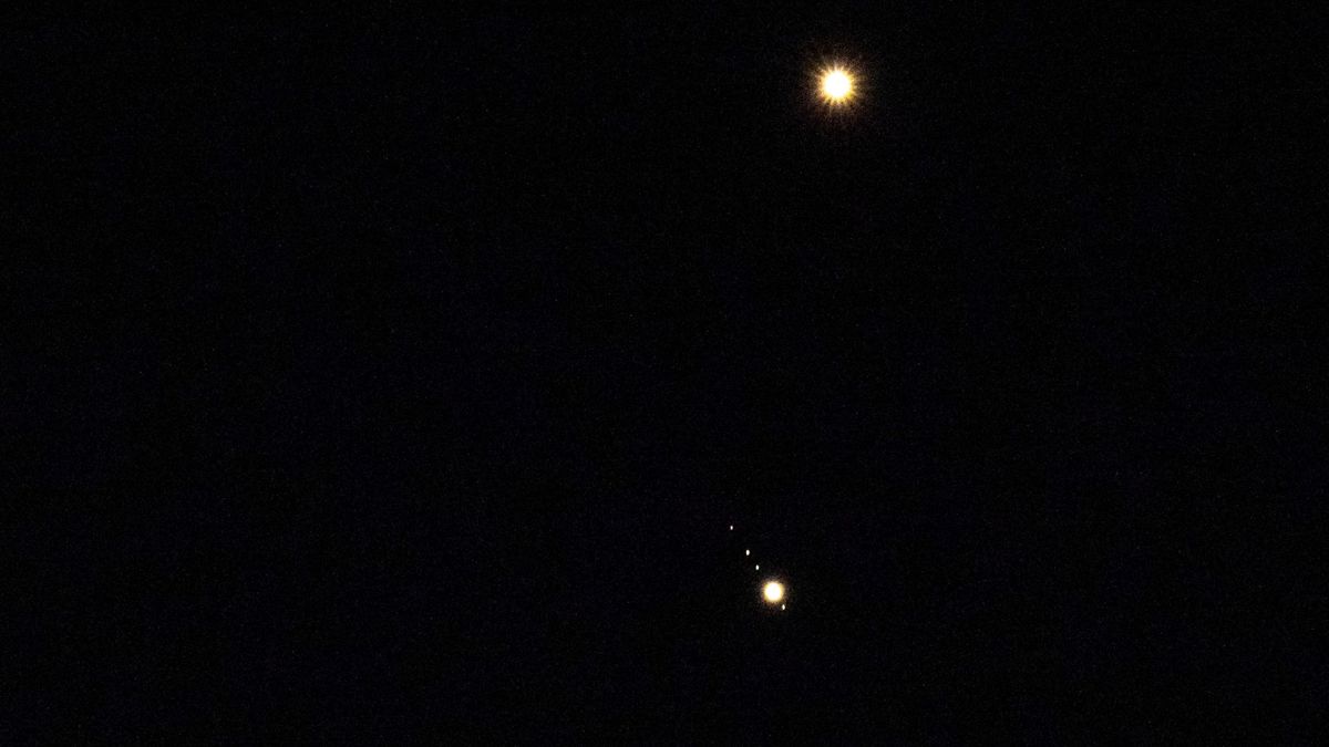 Don't miss Jupiter and Venus meet in a dazzling conjunction tonight: Here's where and when to look