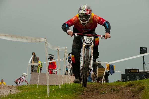 Gavin Vaughan (Giant/ HBG/ Troy Lee Designs/ Smith / Five Ten) at Seven Springs