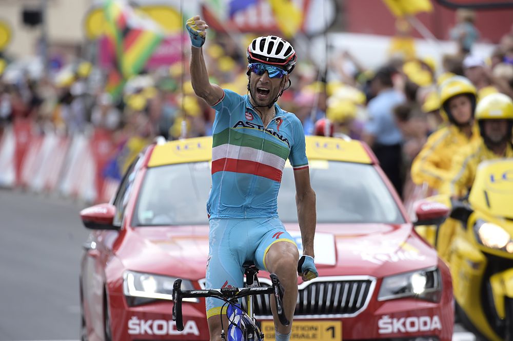 Vincenzo Nibali (Astana) celebrates his stage win