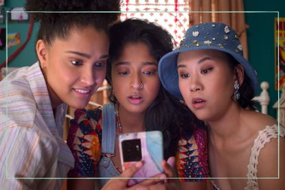  Lee Rodriguez as Fabiola Torres, Maitreyi Ramakrishnan as Devi, Ramona Young as Eleanor Wong in episode 401 of Never Have I Ever.