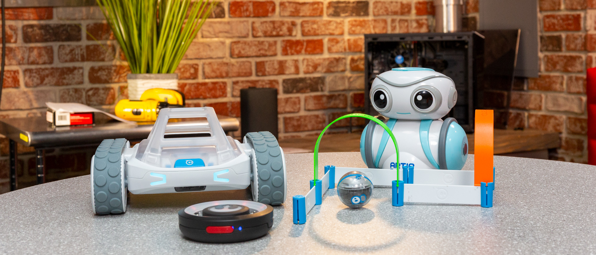 Best STEM Toys / Kids Robots 2019