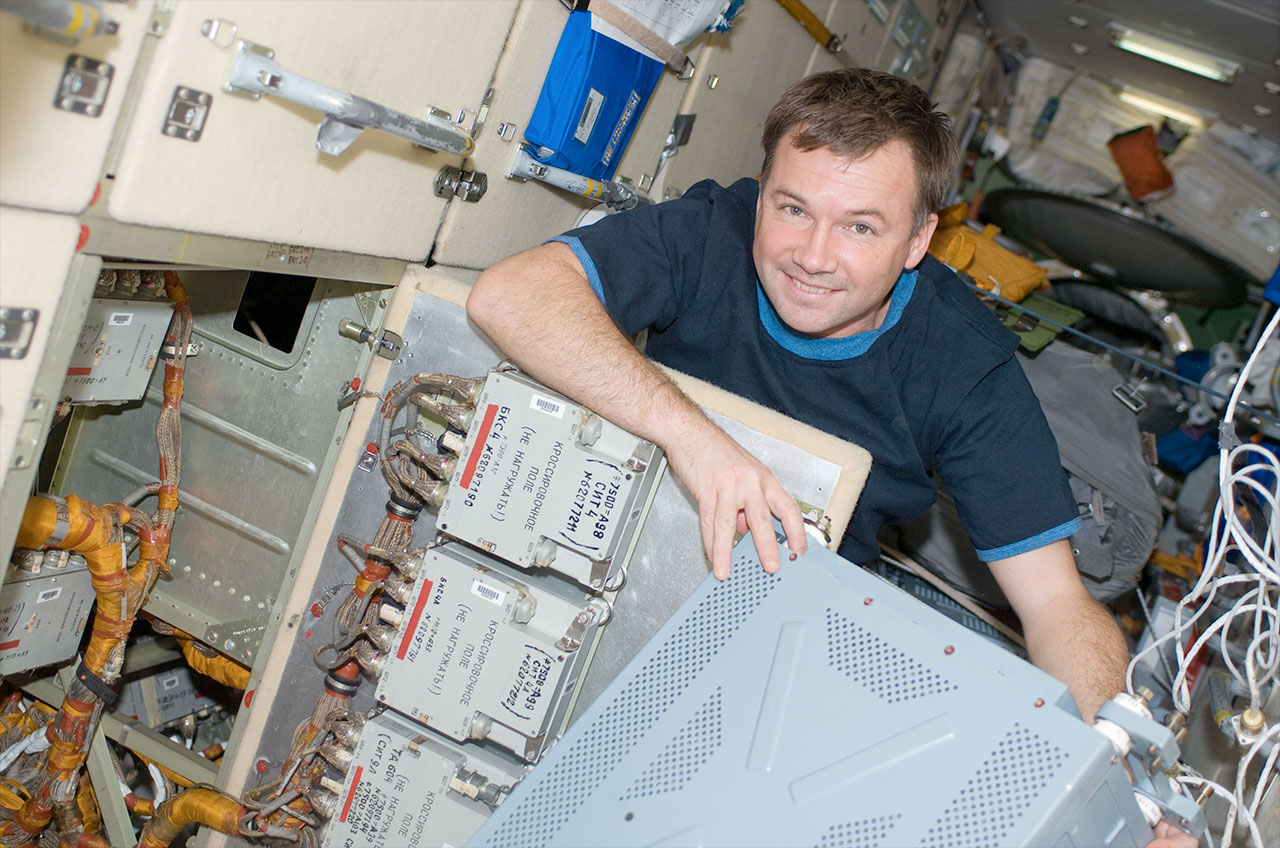 Cosmonaut Yuri Lonchakov, seen here on board the International Space Station in 2008, resigned from the Russian federal space agency, despite being assigned to a 2015 mission. 