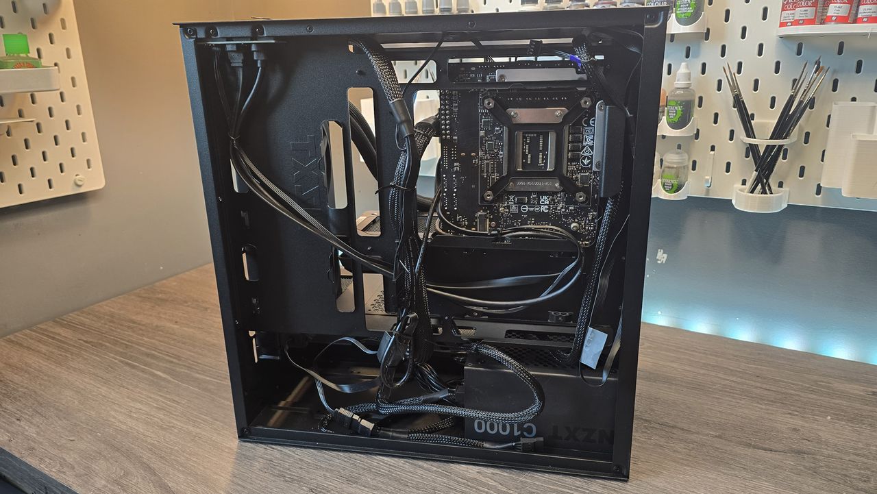 NZXT H3 Flow