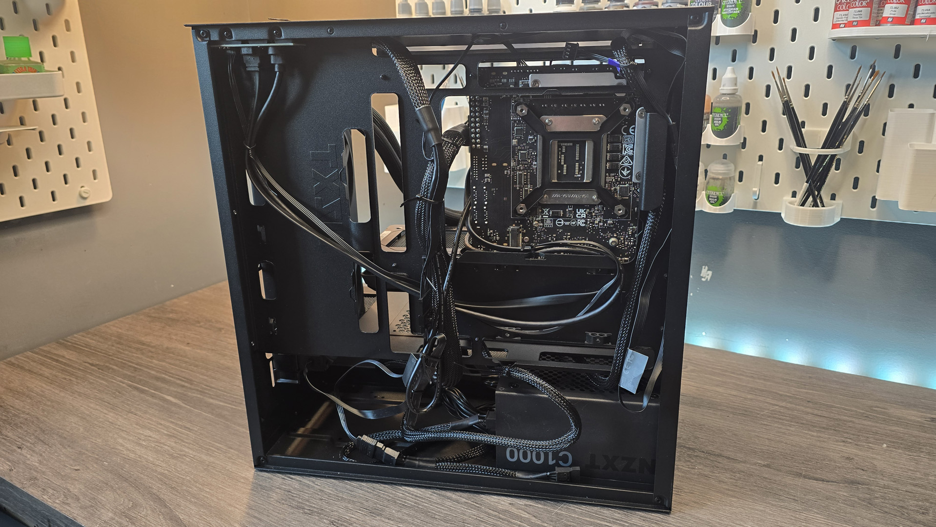 NZXT H3 Flow