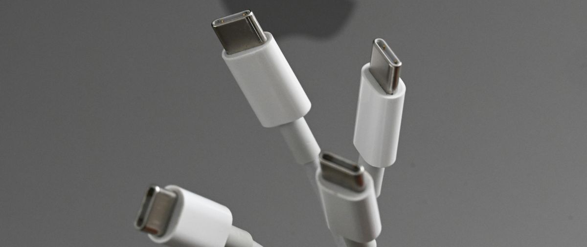 The future of USB connectivity (2026) — How USB4 Version 2 and Thunderbolt 5 are bringing copper to its physical limits