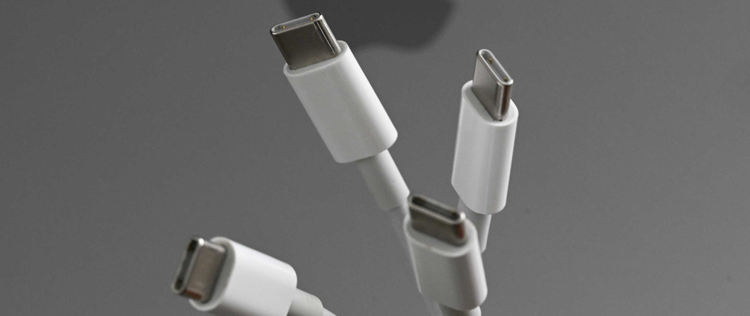 A group of USB-C cables together