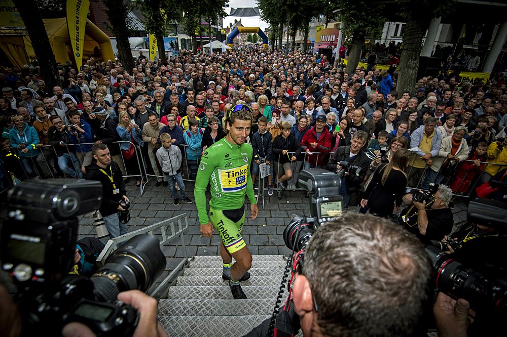 Huge crowds lined up to see Peter Sagan and others in the Profronde van Lommel