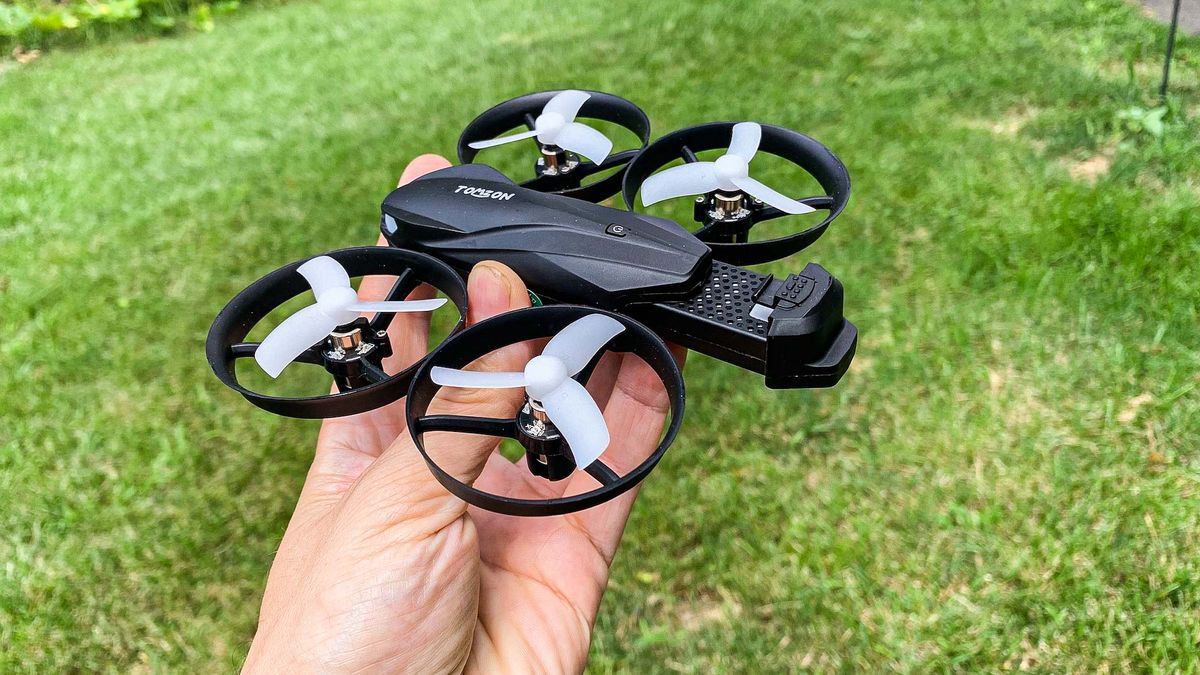Tomzon A31 Flying Pig drone review